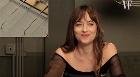 Heres What Happens When 50 Shades Of Grey Star Dakota Johnson Takes A Lie Detector Test