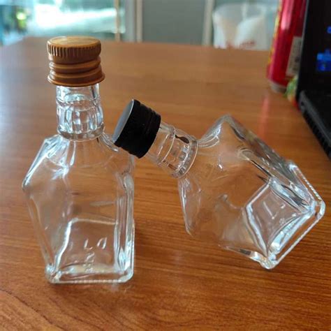 Mini Liquor Bottles and Reusable Glass 50ml Empty Spirit Bottle with Screw Cap - Glassware ...