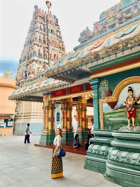 You will find the hindu temple sri mahamariamman very near kuala lumpur's chinatown, parallel to the famous jalan petaling street and jalan bandar street. The Sri Mahamariamman Temple is the oldest Hindu temple in ...