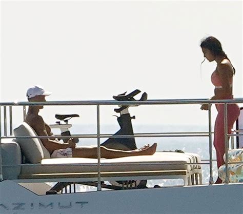 Cristiano Ronaldo Georgina Rodriguez Sind An Bord Der Yacht In Savona
