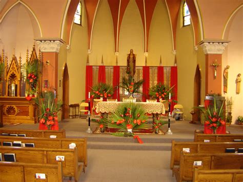 Decorating An Altar For Palmpassion Sunday Palm Sunday 002 Altar