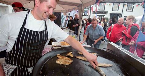 Menai Seafood Festival Attracts Hundreds Of Food Lovers North Wales Live