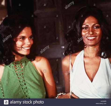download this stock image foxy brown juanita brown pam grier 1974 hcd5p9 from alamy s