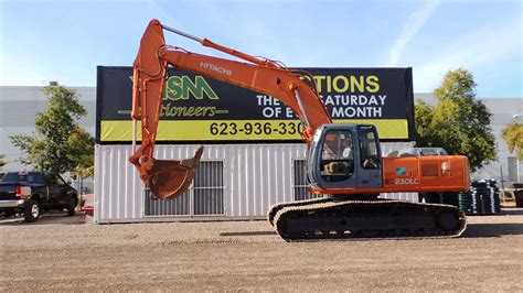 1998 Hitachi Ex230lc Trackhoe At Public Auction Youtube