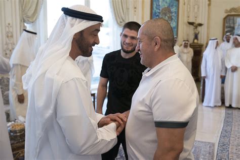 حبيب نورمحمدوف ، هو لاعب روسي محترف من أصول داغستانية في الفنون القتالية المختلطة، ولد في قرية سيلدي بمنطقة تسومادا بجمهورية داغستان الروسية.4 بطل العالم مرتين. حبيب نورمحمدوف في ضيافة محمد بن زايد بأبوظبي.. صور - اليوم ...