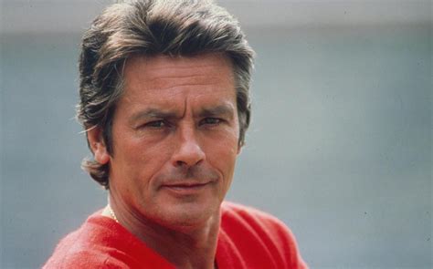 The song was made especially for his daughter and is sung by alain delon himself for anouchka «Brosser le portrait d'Alain Delon, c'est un casse-tête ...