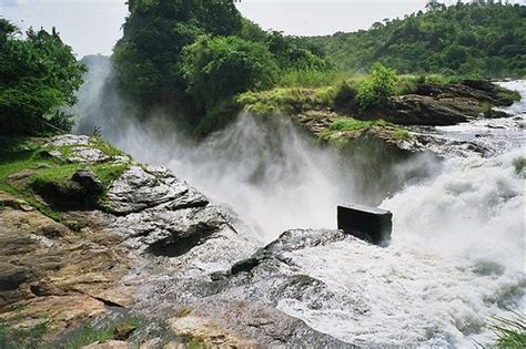 Karuma Falls Between Northern And Southern Uganda Sights Of Uganda