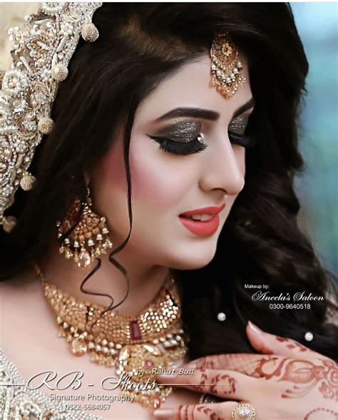 beautiful wedding women in 2020 bridal makeup images beautiful bridal makeup pakistani