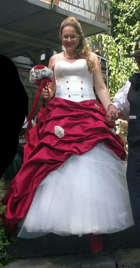 Why Do Some Brides Get Married Using Red Wedding Dresses Quora