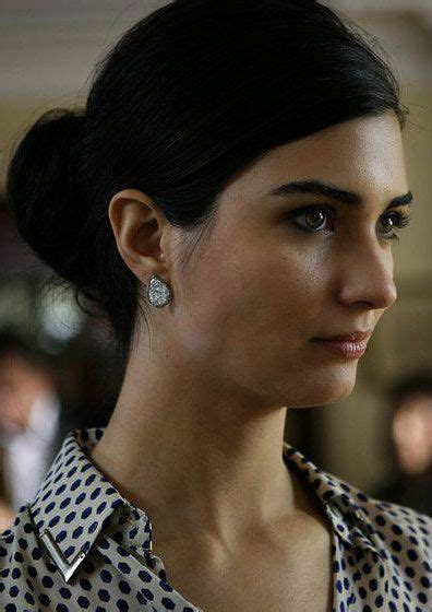 pin de ΝΙΚΟΛΕΤΑ ΚΕΧΑΓΙΑ en tuba buyukustun peinados mujer hermosa rostro de mujer