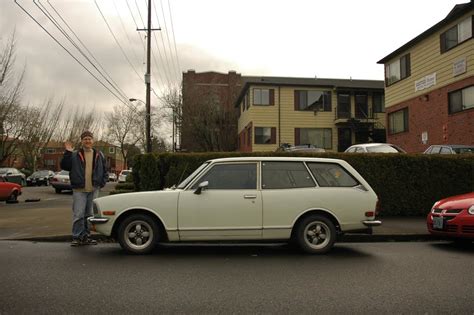 Fits toyota corolla 4 layer car cover fitted water proof outdoor rain snow sun (fits: 1972 Toyota corolla station wagon