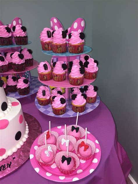 Minnie Mouse Cupcakes Minnie Mouse Cupcakes Minnie Cake