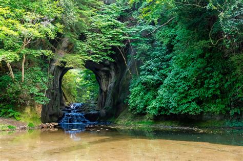 Kameiwa Cave Gaijinpot Travel
