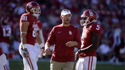 Meet Lincoln Riley The 33 Year Old Taking Over The Oklahoma Sooners