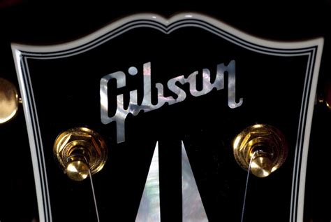Greatest Logo Ever Gibson Guitars Gibson Les Paul Gibson