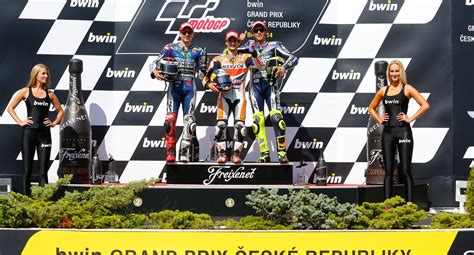 Le Grand Prix Motogp De Brno 2014 En Images La Poignée Dans Langle
