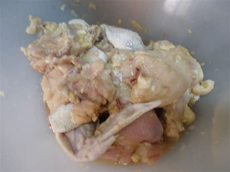 Selalunya, jintan putih digunakan untuk mendapatkan aromanya manakala jintan manis untuk mendapatkan rasanya. Haslina: Nasi Beriani Pakistan dan Kari Kambing with resepi.