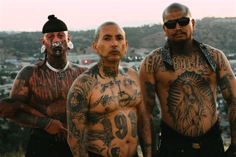 ‘choloani by prayers is a history lesson in what it means to be a cholo