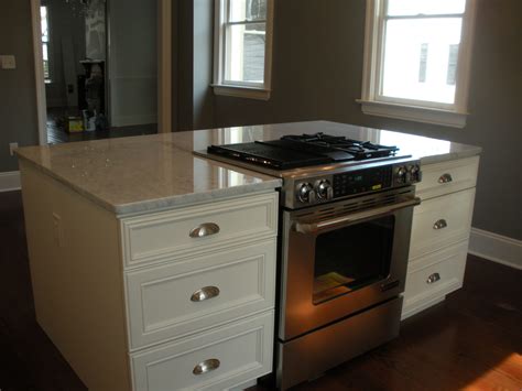 How To Build A Kitchen Island With Stove Things In The Kitchen