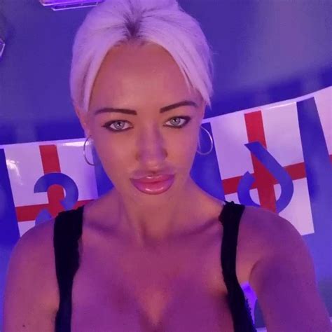 Tw Pornstars 🎀 Kerrie Lee 🎀 Pictures And Videos From Twitter Page 7