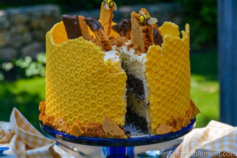 Honeycomb Cake With Sponge Toffee Garnish Entertablement