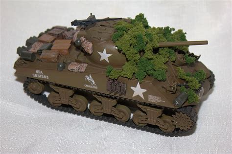 M4a3 Sherman 75mm Tank Plastic Model Military Vehicle Kit 135