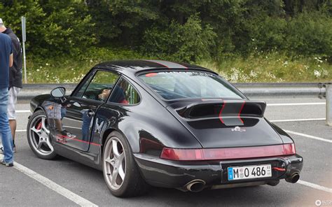 Designed by benjamin dimson through january 1986, it featured significant styling revisions over previous 911 models, most prominently the more integrated bumpers. Porsche 964 Carrera RS 3.8 - 11 October 2016 - Autogespot
