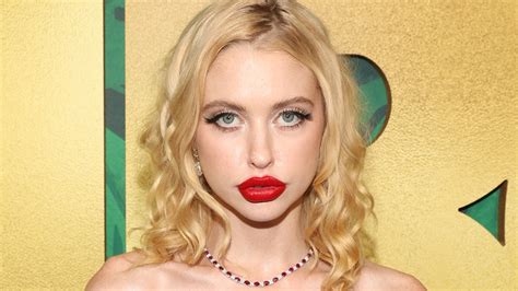 Euphorias Chloe Cherry Just Shared Her Favorite Red Lipstick Teen Vogue