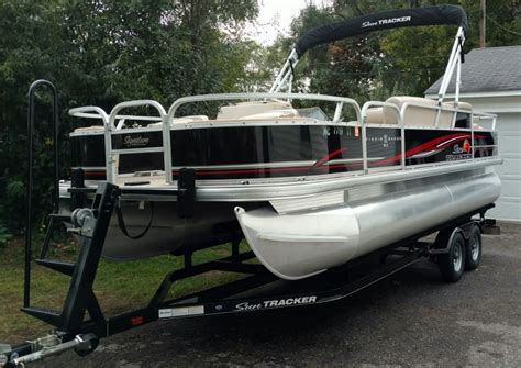 Sun Tracker Fishing Barge 21 Boats For Sale