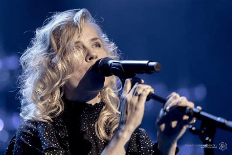 Die karriere von ilse delange ging in den niederlanden von null auf hundert. Ilse DeLange - Paard