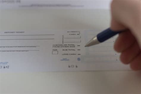 Fortunately, the process is easy, and the basic steps are listed below. How to Correctly Fill Out Bank Deposit Slips | Sapling.com