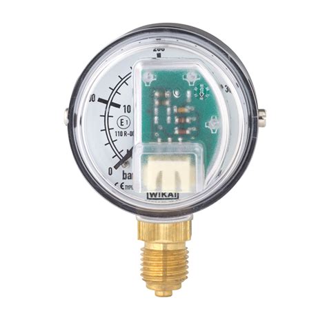 Bourdon Tube Pressure Gauge With Stepped Electrical Output Signal Wika
