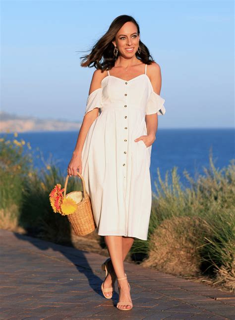 Sydne Style Shares Dresses For Summer Vacation In Lulus White Midi