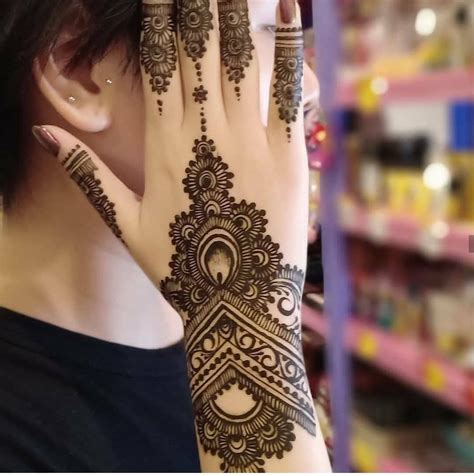 Pin By Pooja Sharma On Unique Mehndi Designs And Tattoos Henna Art