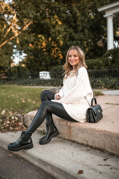 Leggings Fashion With Boots