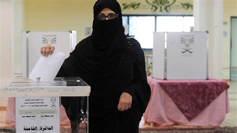 Mujeres Votan Por Primera Vez En La Historia De Arabia Saudita Cnn