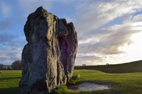 Exploring Aveburys History Pagans Rituals Stone Circles And Things