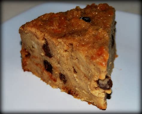 Commonly puerto rican desserts comprise of some form of custard or perhaps 'nisperos de batata' which are sweet potato balls with coconut, cloves and cinnamon. Island Bites: Budín Puertorriqueño (Puerto Rican Bread Pudding) | Delishably
