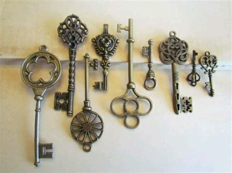 Fancy Skeleton Keys Old Fashioned Key Old Keys Key Jewelry