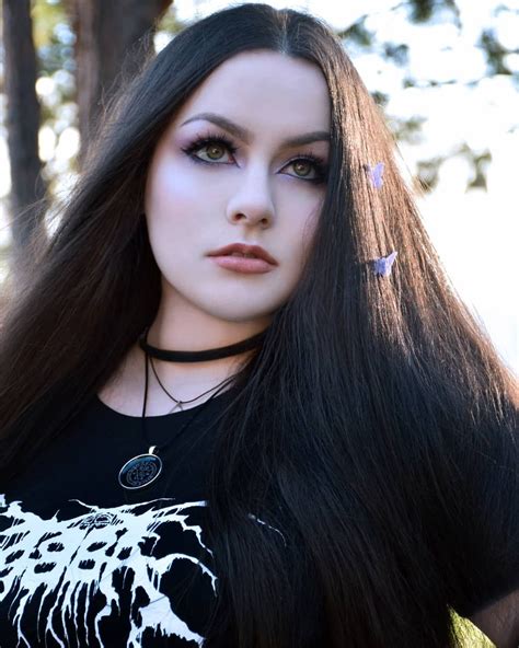 Black Metal Girl Black Metal Woman Blackmetalgirl Blackmetalgirls Blackmetalwoman