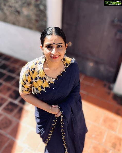 Sujitha Instagram Being Natural 🥰 As Dhanam Colourful Saree