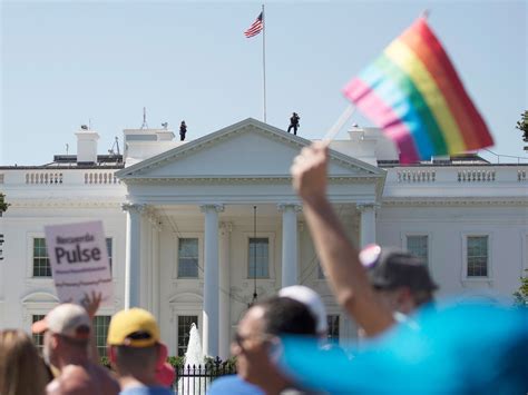 trump administration says civil rights act should not stop lgbt discrimination by us employers