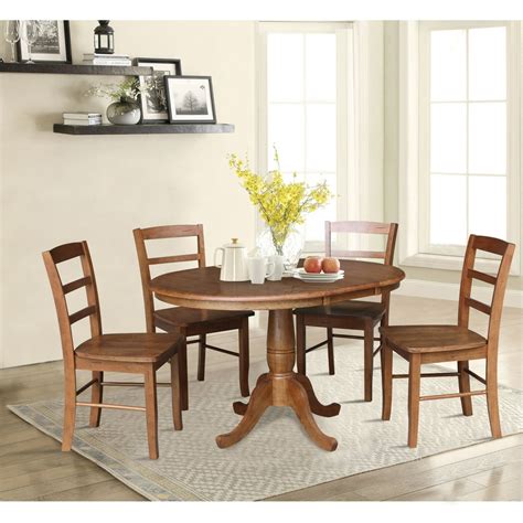 International Concepts 36 Round Extension Dining Table With Leaf And 4