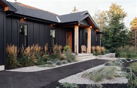 Beautiful Homes Of Instagram Black Siding Farmhouse Home Bunch