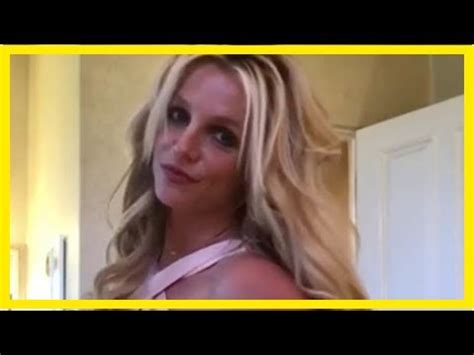 Britney Spears Ditches Bra In Skintight Dress For Raunchy Display Youtube
