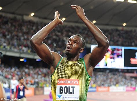 Jun 04, 2021 · teenage athlete erriyon knighton (r) breaks usain bolt's (l) 200m record. Usain Bolt aiming to break 100m and 200m world records ...