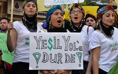 Çevre hassasiyetlerinin ön plana çıktığı projede, çalışmalar mevcut yolların. Yeşil Yol Projesi'ne 2 mahkemeden iptal kararı | Ekoloji ...