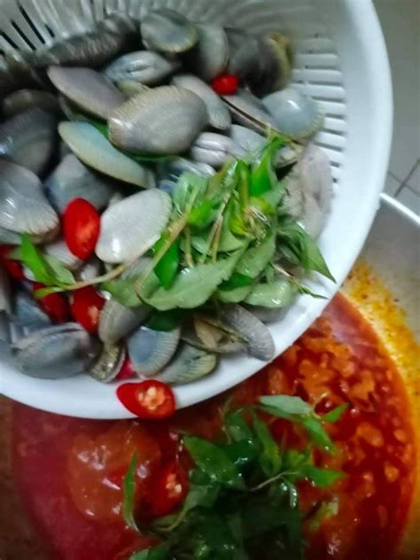 Lihat juga resep bandeng asam pedas enak lainnya. Cara lengkap untuk membuat Lala masak Asam Pedas. Padu dan ...
