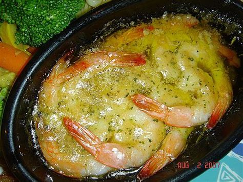 Cook until wine is reduced by half. Shrimp scampi | Fish recipes, Recipes, Red lobster shrimp