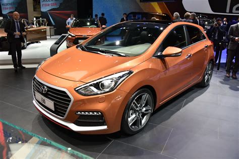 Facelifted Hyundai i30 Shows its Face, 183hp Turbo Petrol a Welcome ...